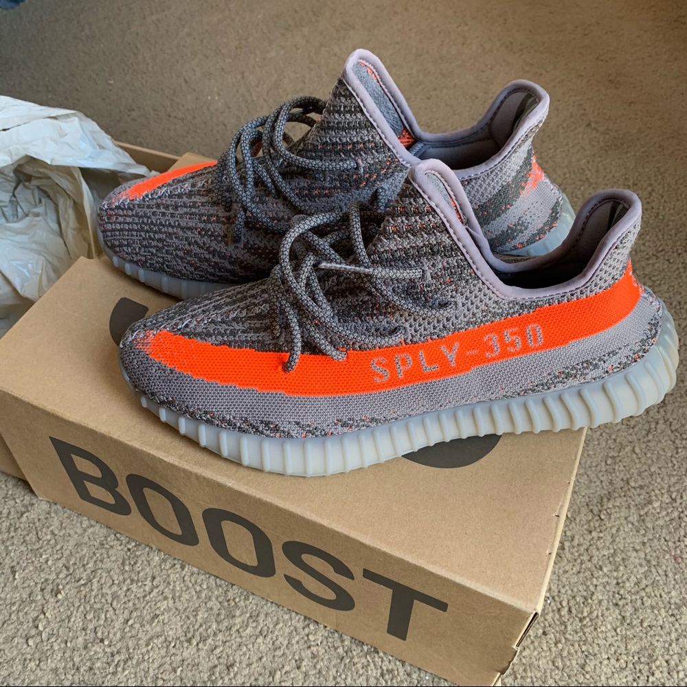 YEEZY BOOST 350V2 BELUGA